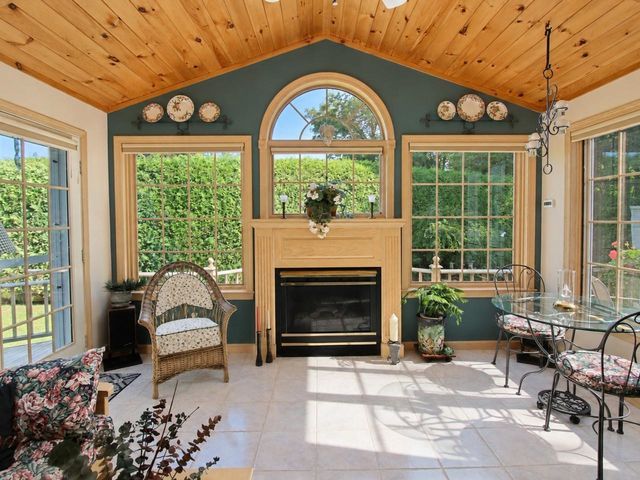 10 Mason Drive, Essex Junction, VT 05452