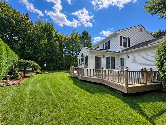 10 Mason Drive, Essex Junction, VT 05452