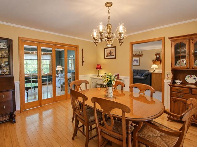 10 Mason Drive, Essex Junction, VT 05452