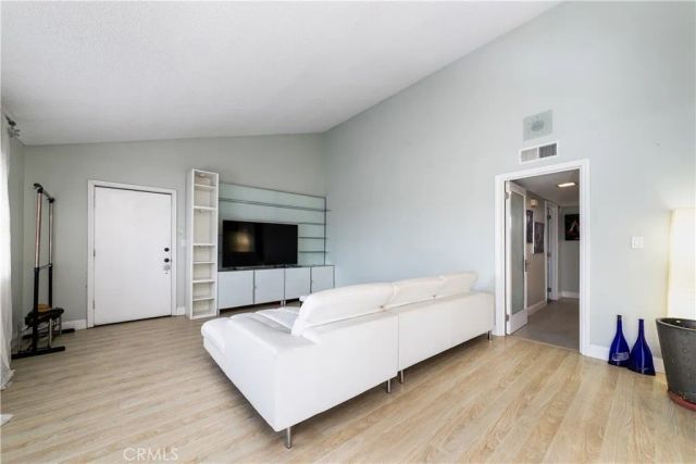 15214 S S Raymond Ave 118, Gardena, CA 90247