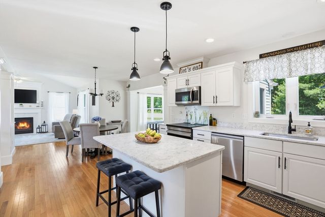 59 Oldfield Rd., Bridgewater, MA 02324