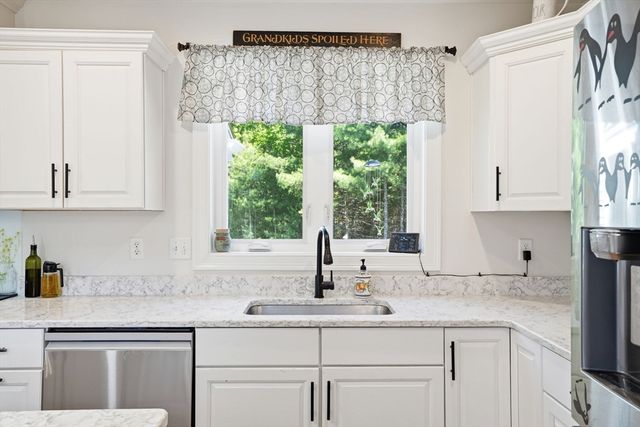 59 Oldfield Rd., Bridgewater, MA 02324