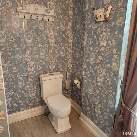 706 S Main Street, Ligonier, IN 46767