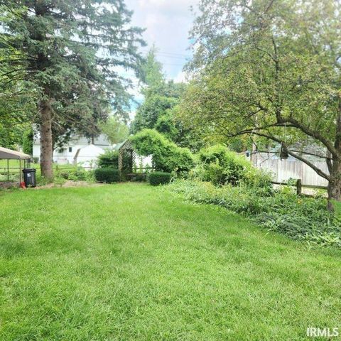 706 S Main Street, Ligonier, IN 46767