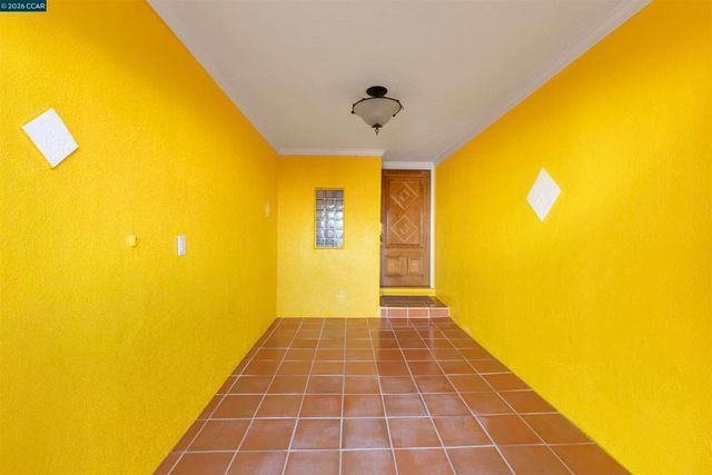 719 Lakeview Ave, San Francisco, CA 94112