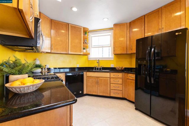 719 Lakeview Ave, San Francisco, CA 94112