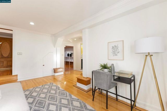 719 Lakeview Ave, San Francisco, CA 94112