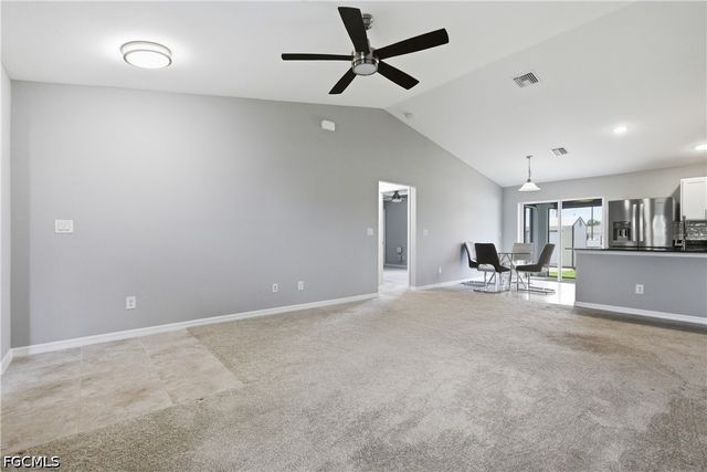 402 NW 18th TER, Cape Coral, FL 33993