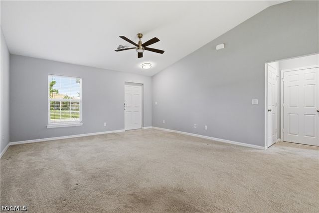402 NW 18th TER, Cape Coral, FL 33993