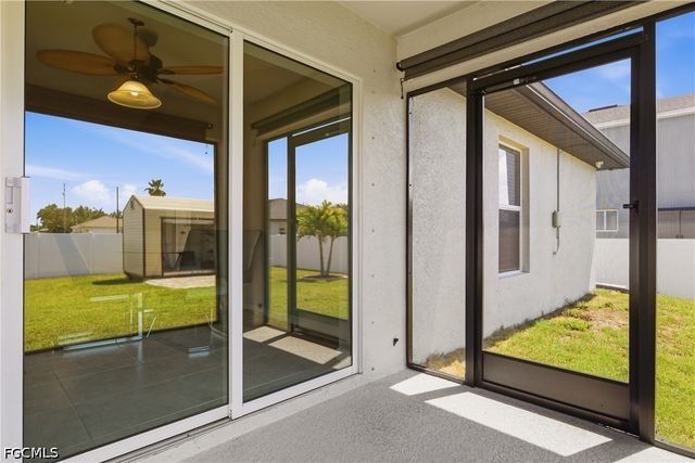402 NW 18th TER, Cape Coral, FL 33993
