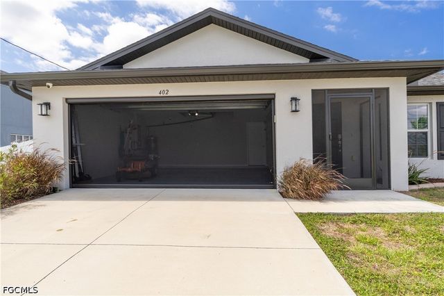 402 NW 18th TER, Cape Coral, FL 33993