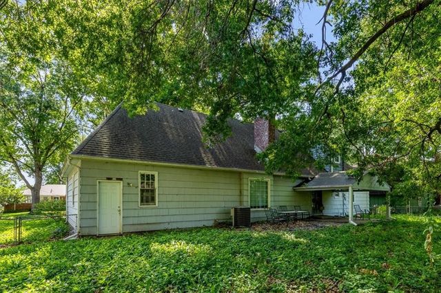 5206 Spring Avenue, Kansas City, MO 64133