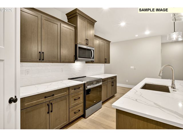 3352 Ne SWEETWATER Rd 80, Estacada, OR 97023