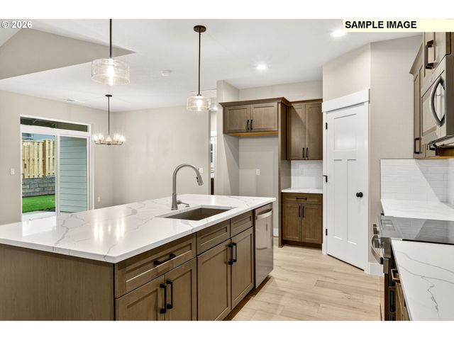 3352 Ne SWEETWATER Rd 80, Estacada, OR 97023
