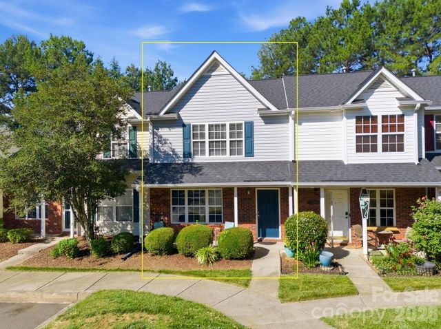 12368 Hennigan Place Lane, Charlotte, NC 28214