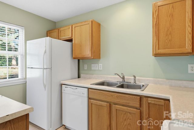 12368 Hennigan Place Lane, Charlotte, NC 28214