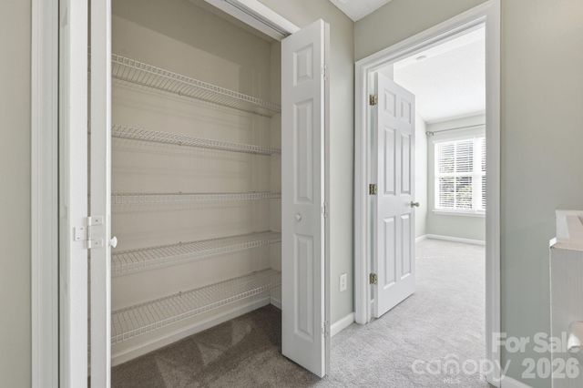 12368 Hennigan Place Lane, Charlotte, NC 28214