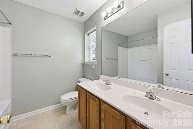 12368 Hennigan Place Lane, Charlotte, NC 28214