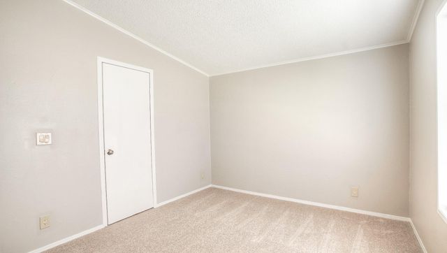 2516 Loch Lomond Street, Highlands, TX 77562