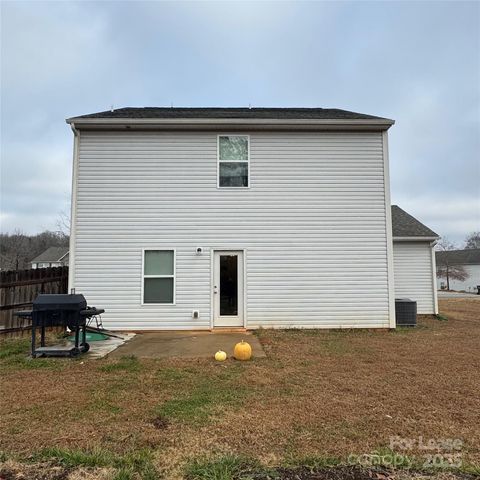 8012 Camden Crossing, Lowell, NC 28098