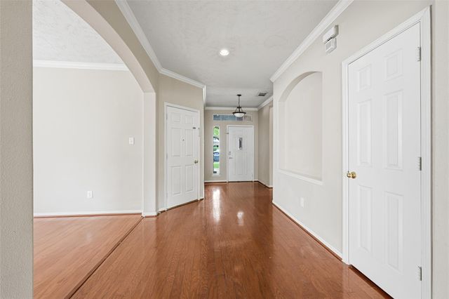 18010 Timber Crossing Lane, Cypress, TX 77433