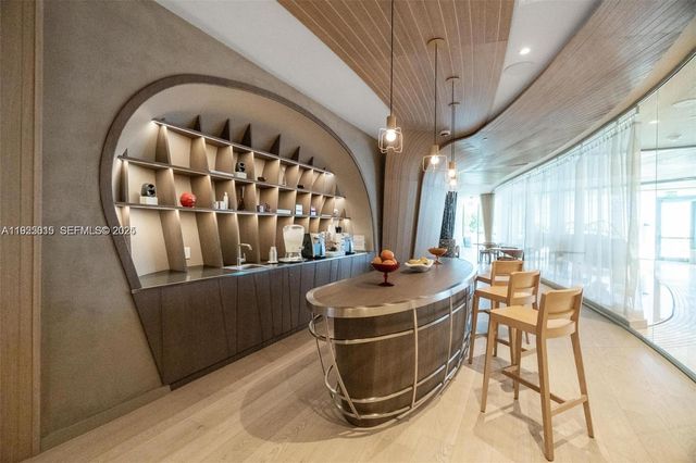 1000 Brickell Plz 3310, Miami, FL 33131