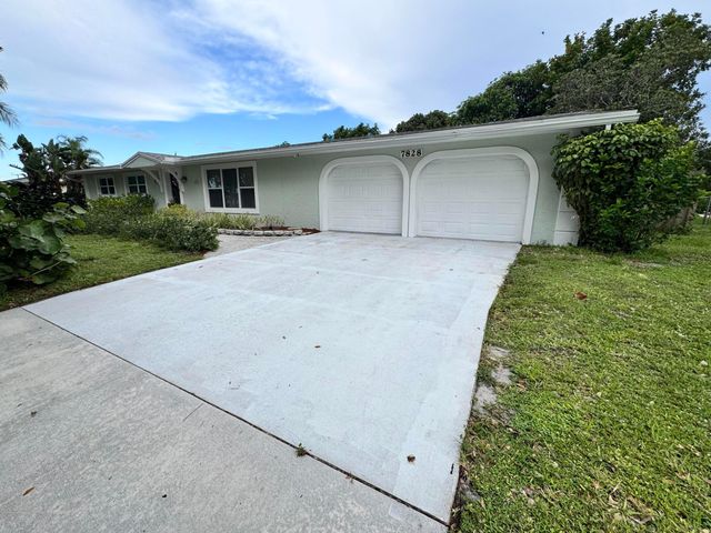 7828 Saint Andrews Road, Lake Worth, FL 33467