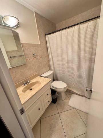 7828 Saint Andrews Road, Lake Worth, FL 33467