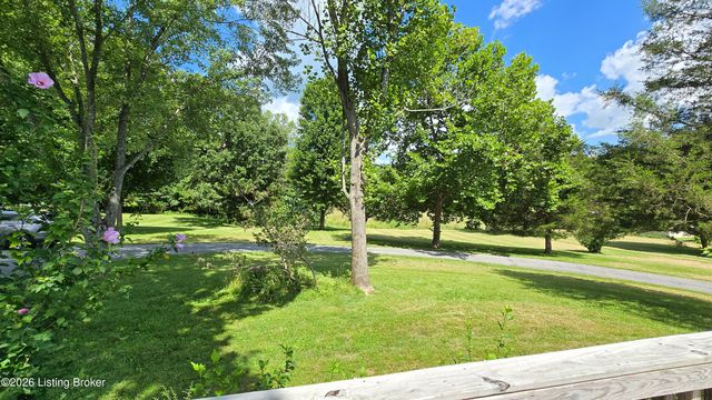 2121 Long Run Rd, Louisville, KY 40245