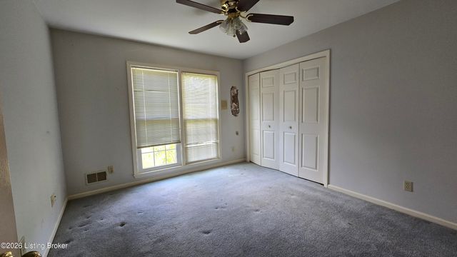 2121 Long Run Rd, Louisville, KY 40245