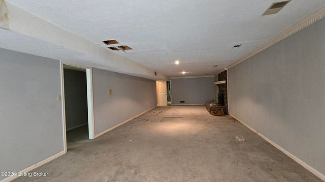 2121 Long Run Rd, Louisville, KY 40245