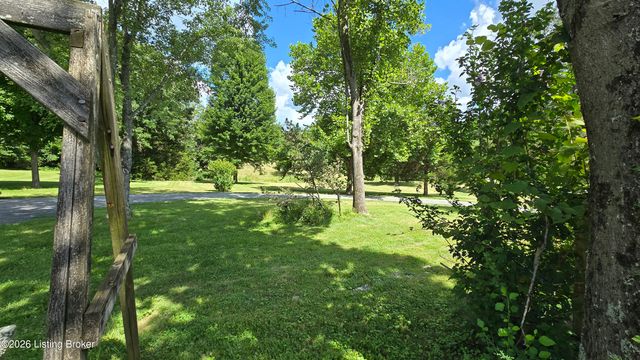 2121 Long Run Rd, Louisville, KY 40245
