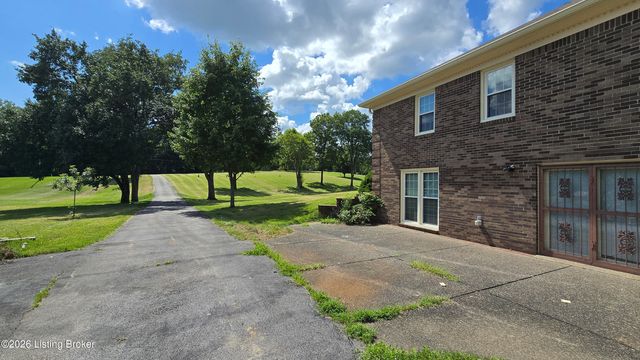 2121 Long Run Rd, Louisville, KY 40245