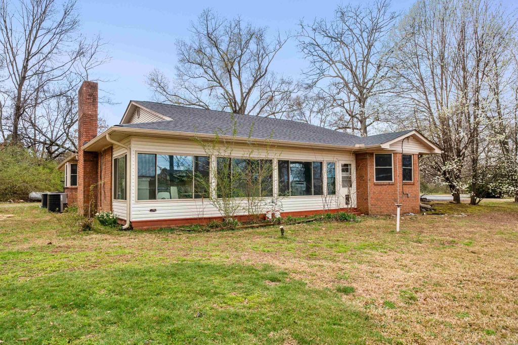 3202 HWY 290 Highway, Hot Springs, AR 71913