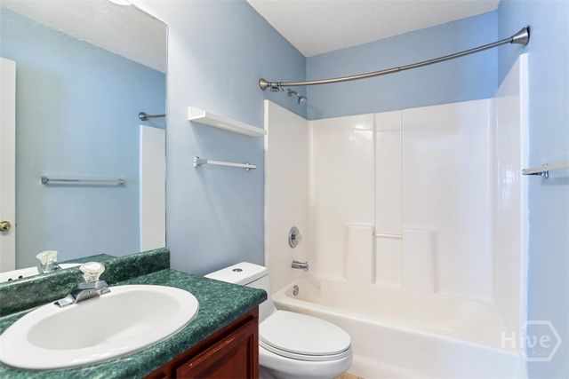 211 E Edgewater Road 36, Savannah, GA 31406
