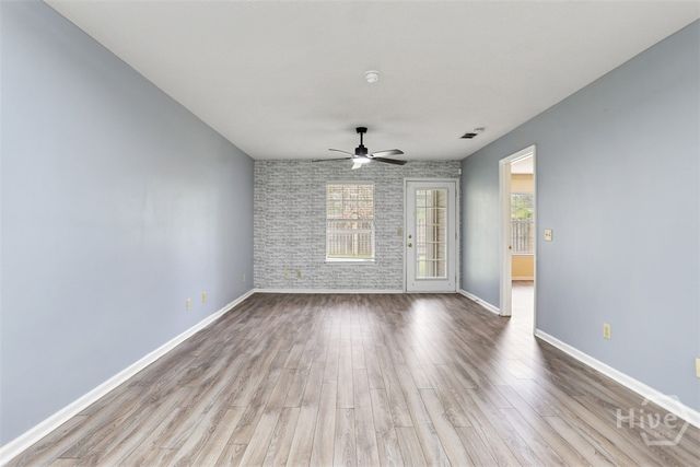 211 E Edgewater Road 36, Savannah, GA 31406