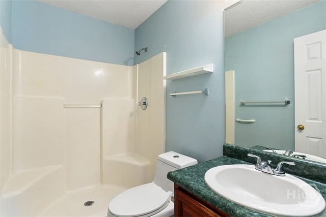 211 E Edgewater Road 36, Savannah, GA 31406