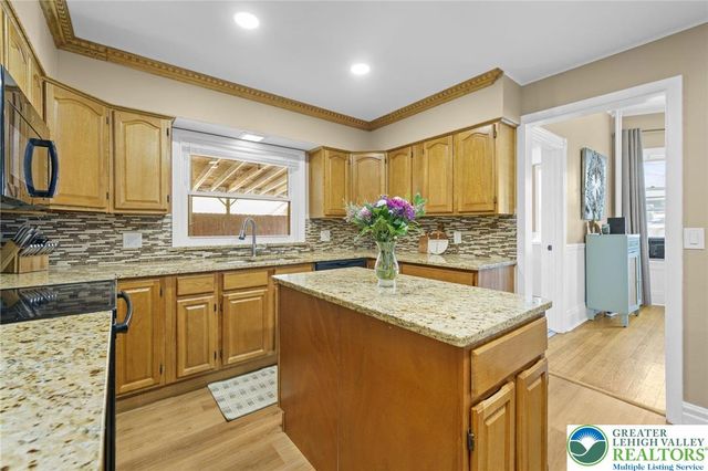 1025 Northampton Street, Easton, PA 18042