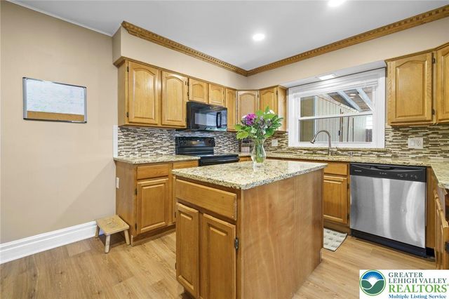 1025 Northampton Street, Easton, PA 18042