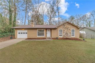 30 Saratoga Drive, Lawrenceville, GA 30044