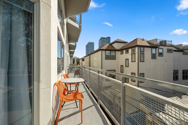 3311 Yupon Street 317, Houston, TX 77006