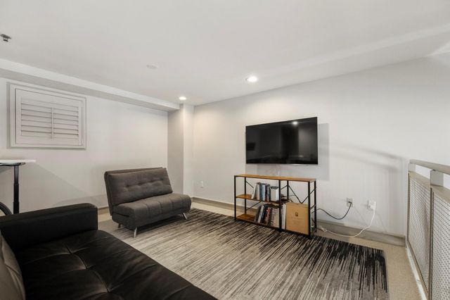 3311 Yupon Street 317, Houston, TX 77006