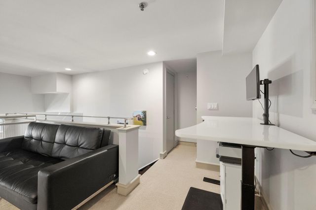 3311 Yupon Street 317, Houston, TX 77006