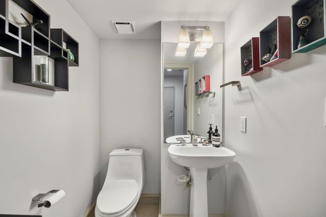 3311 Yupon Street 317, Houston, TX 77006