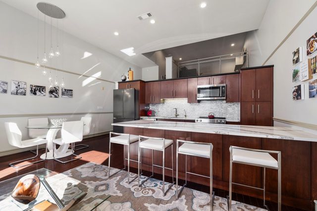 3311 Yupon Street 317, Houston, TX 77006