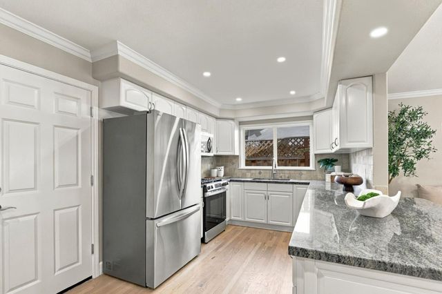 3367 Lindenoaks Drive, San Jose, CA 95117