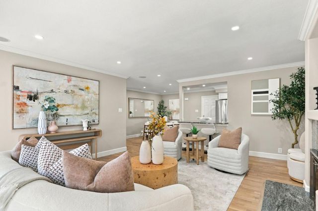 3367 Lindenoaks Drive, San Jose, CA 95117