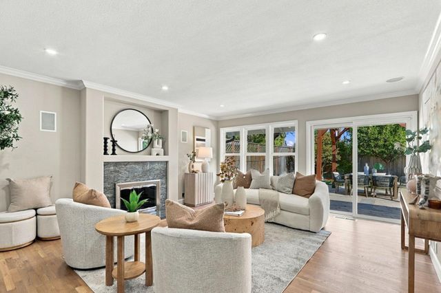 3367 Lindenoaks Drive, San Jose, CA 95117
