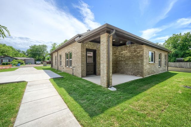 321A Fagg Drive, Lewisville, TX 75057