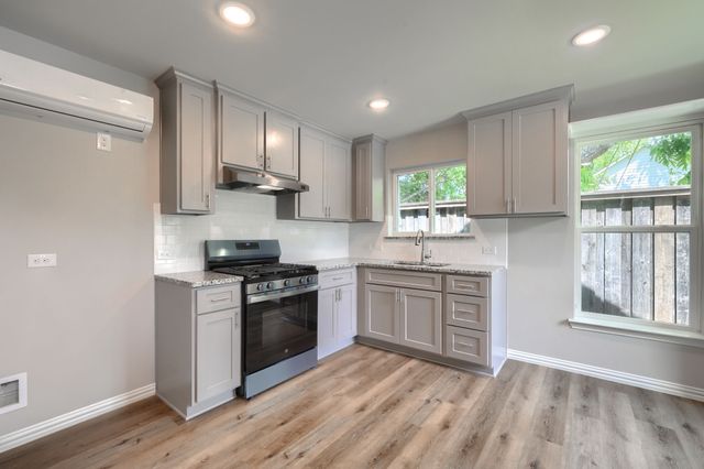 321A Fagg Drive, Lewisville, TX 75057